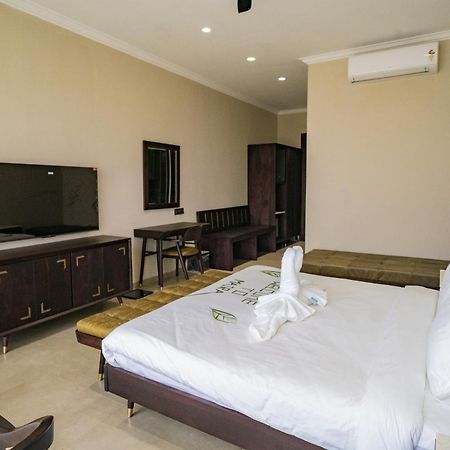 Maira Resort And Convention Centre Raipur  Exterior photo
