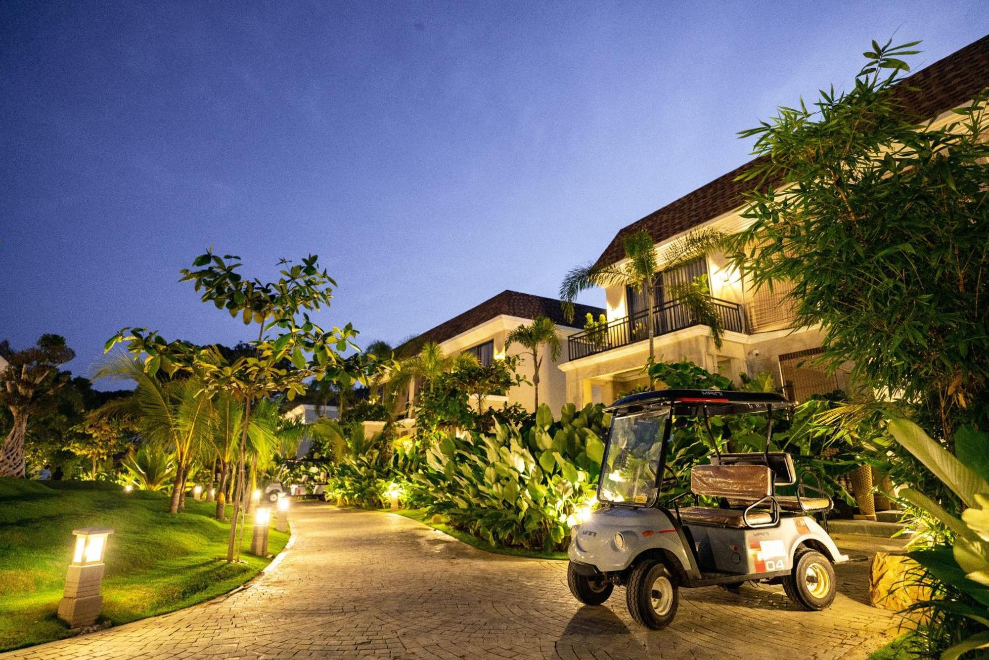 Maira Resort And Convention Centre Raipur  Exterior photo