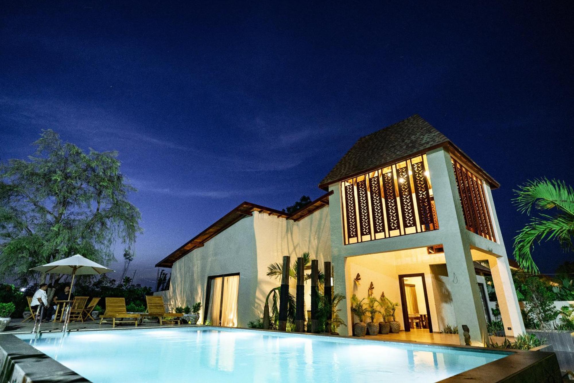 Maira Resort And Convention Centre Raipur  Exterior photo