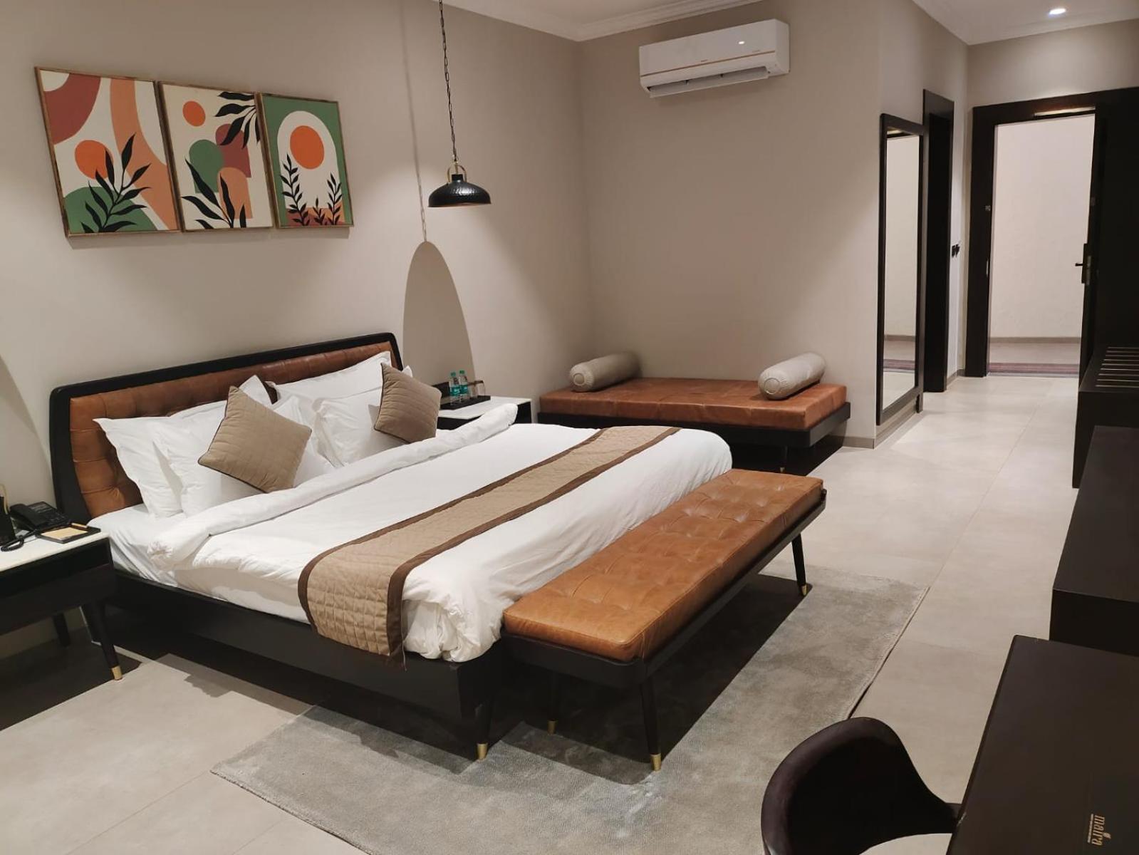 Maira Resort And Convention Centre Raipur  Exterior photo